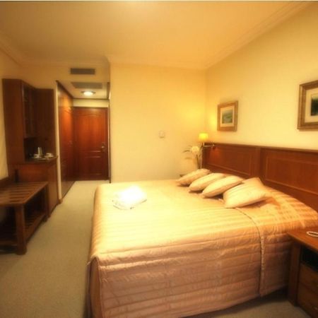 Afkos Grammos Boutique Hotel Resort Nestorion Номер фото